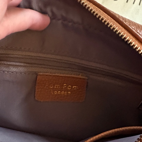 Pom Pom London Brown Crossbody Bag with Multiple Straps - Picture 4 of 7